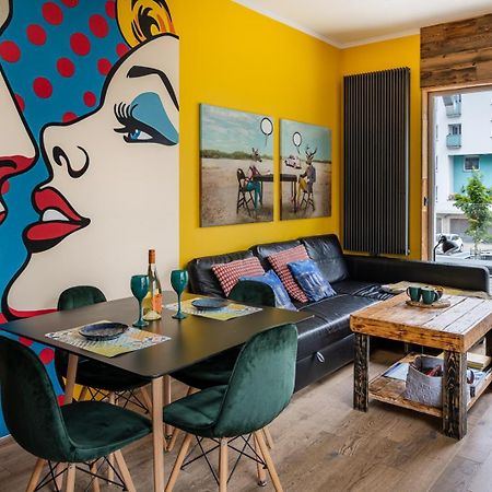 The Pop Art Apartment Катовіце Екстер'єр фото